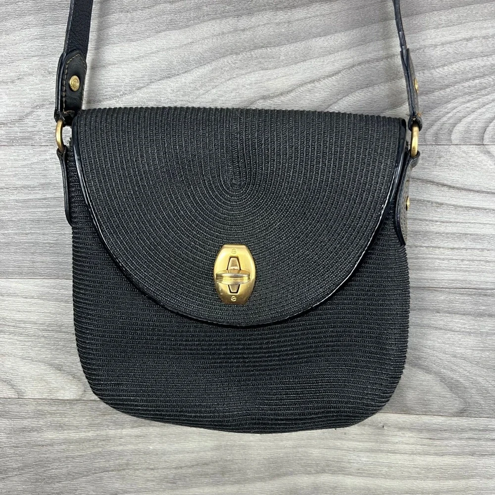 Eric Javits Crossbody Bag Women Black Raffia Flap Turnlock Inner Pockets Classic